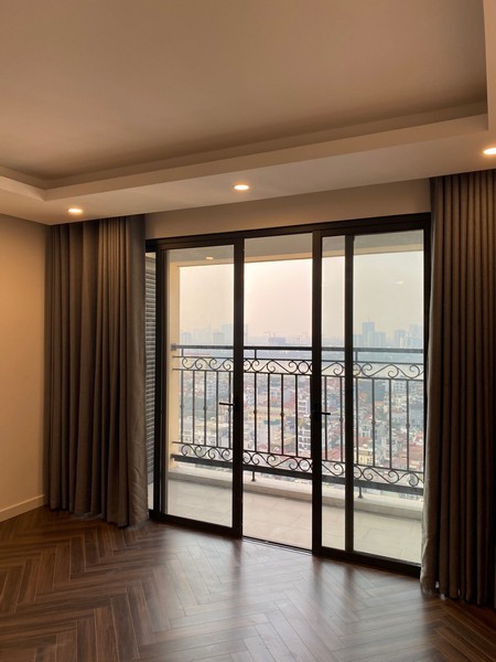 Bán căn hộ cao cấp có sổ đỏ vĩnh viễn 88 m2 ở toà nhà Tân Hoàng Minh số 2 Đặng Thai Mai, Quảng An, Tây Hồ